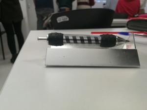 El bolígrafo que levita