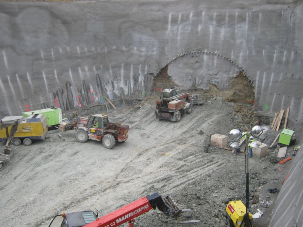 3. Emboquille frontal del túnel del Almendro