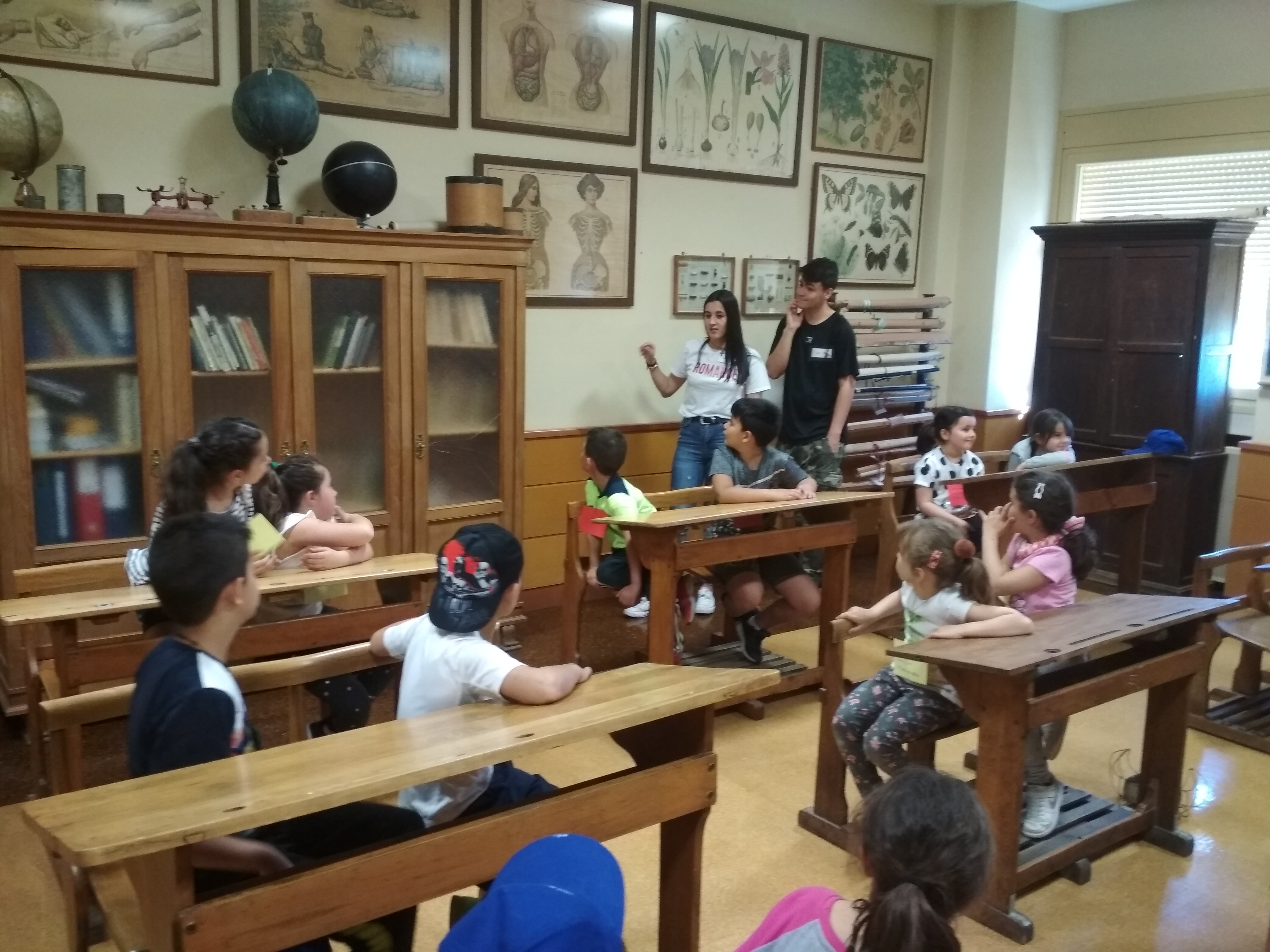 Visitas de escolares – Grupo 4 (Grado en Maestro de Educación Infantil)