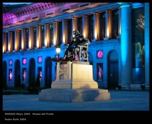 museo-del-prado-de-noche