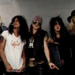 De izq. a der.: Duff McKagan, Slash, Axl Rose, Steve Alder, Izzy Stradllin