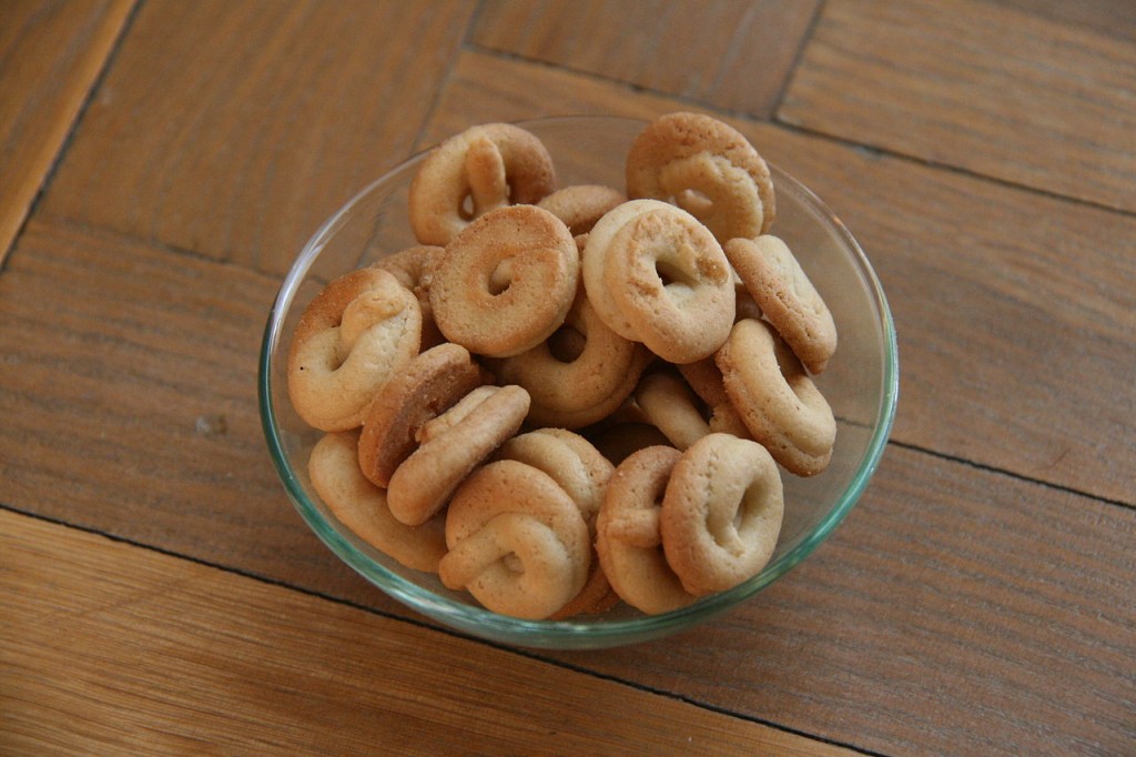 1280px-Rosquillas_de_Ledesma-2010