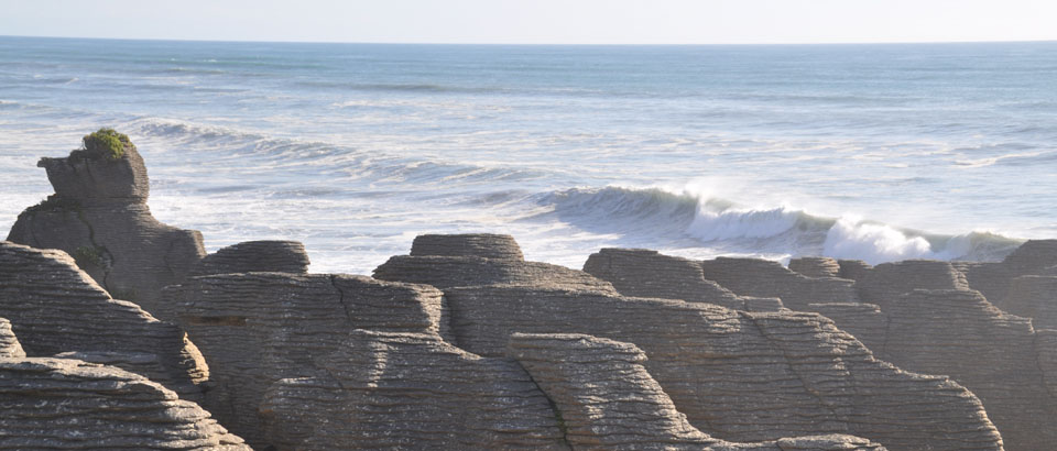 Pancake rocks NZ sur